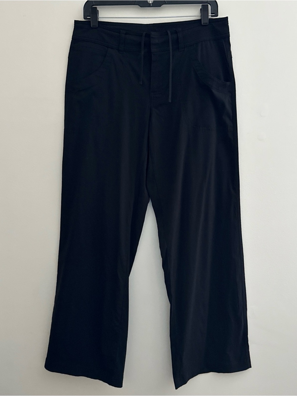 Lucy Activewear Straight Leg Nylon Pants Size Small (32X30) Snap-Zip Closure